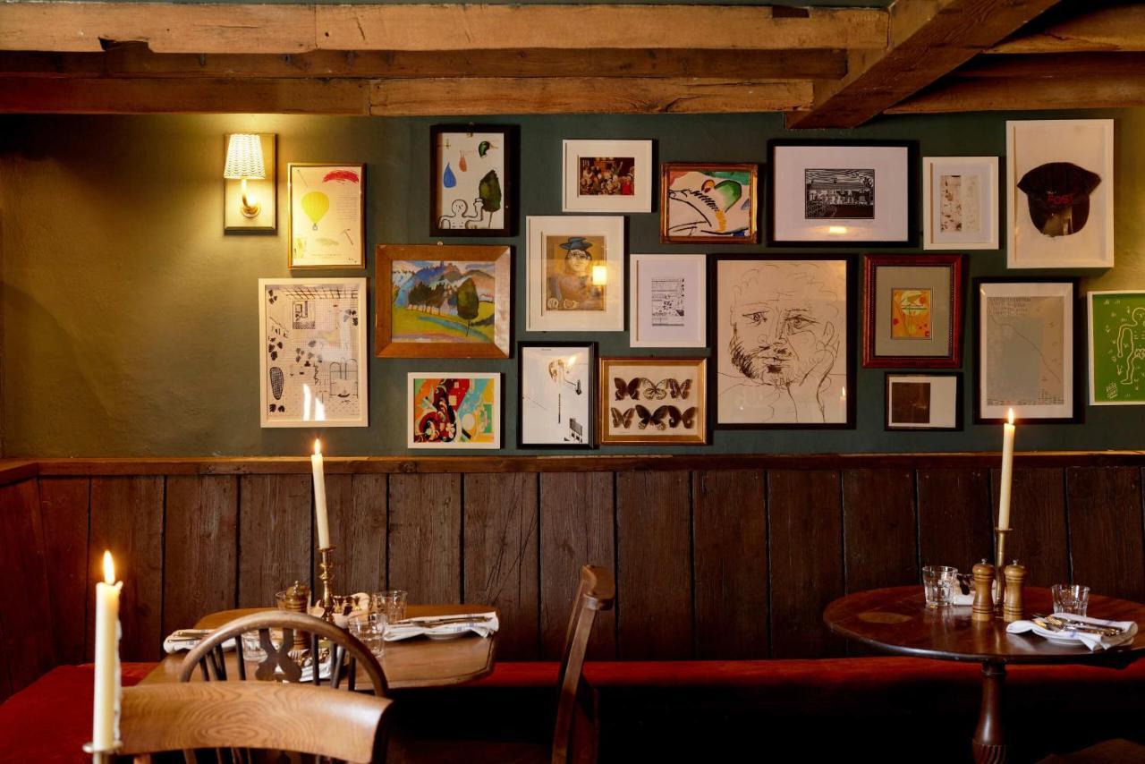 The Queen'S Head Broad Chalke Exterior photo